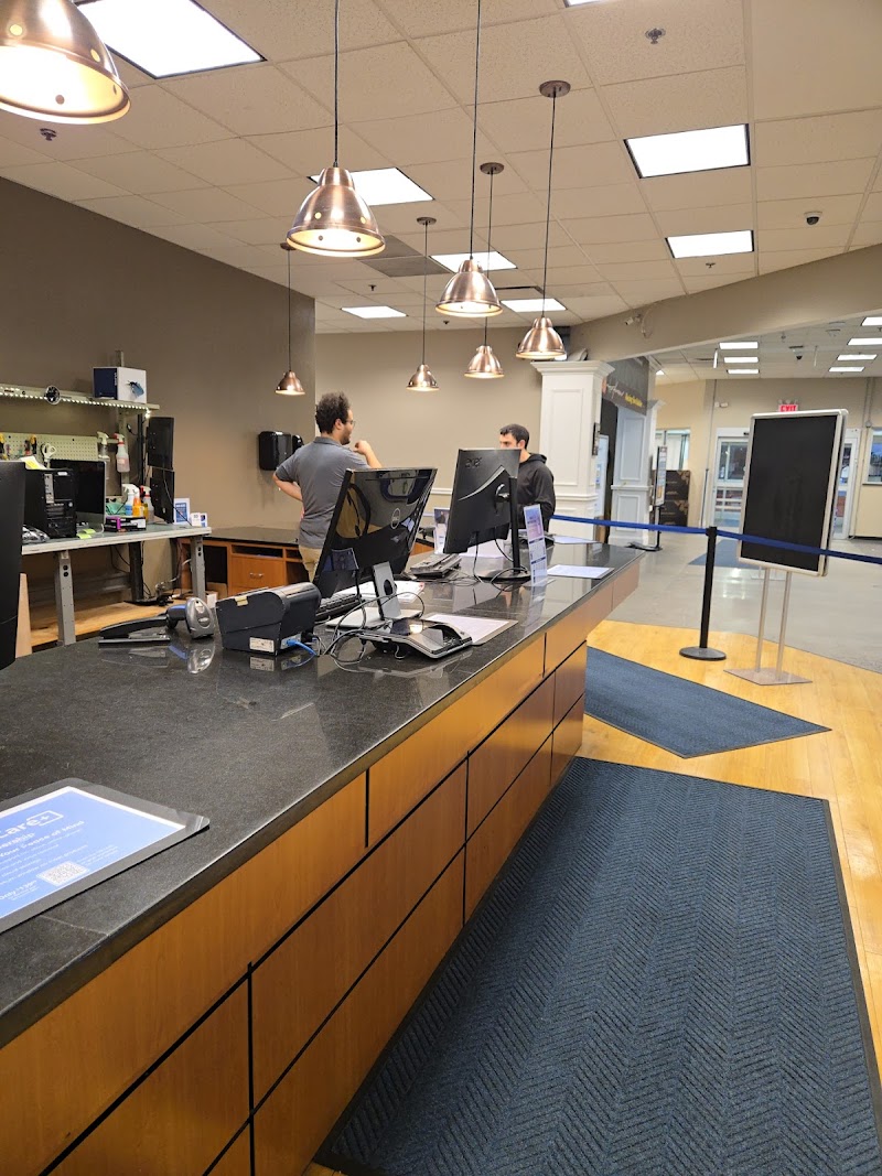 Micro Center - Photo 5